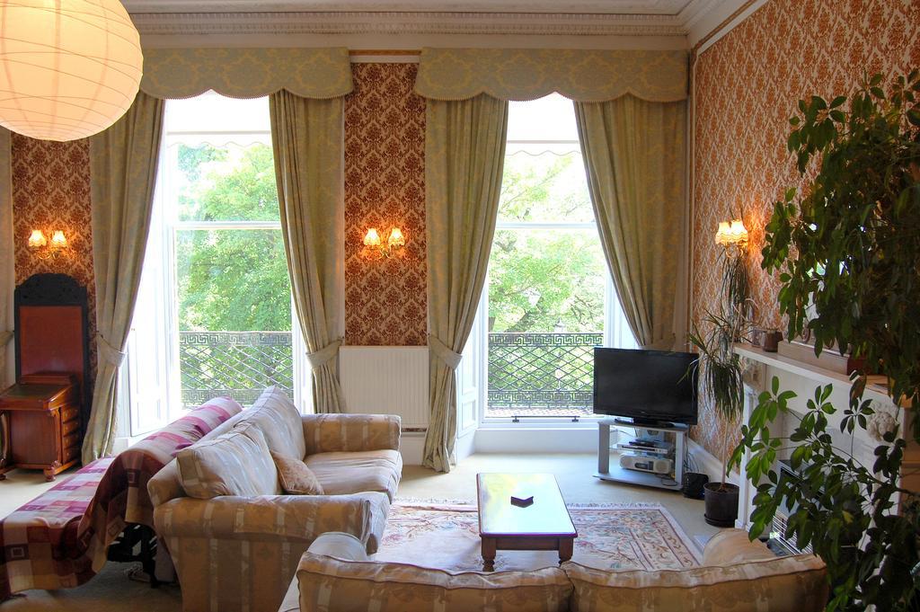 אדינבורו Regent Terrace, Central And Charming, Quiet חדר תמונה
