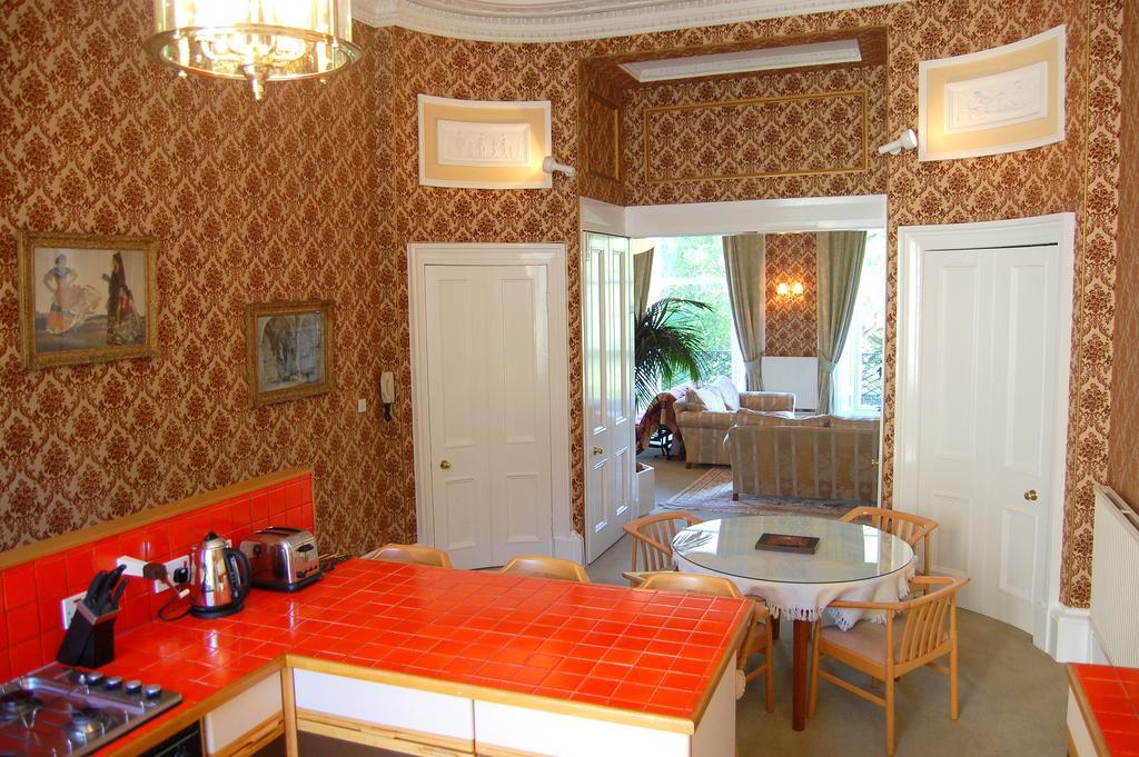 אדינבורו Regent Terrace, Central And Charming, Quiet חדר תמונה